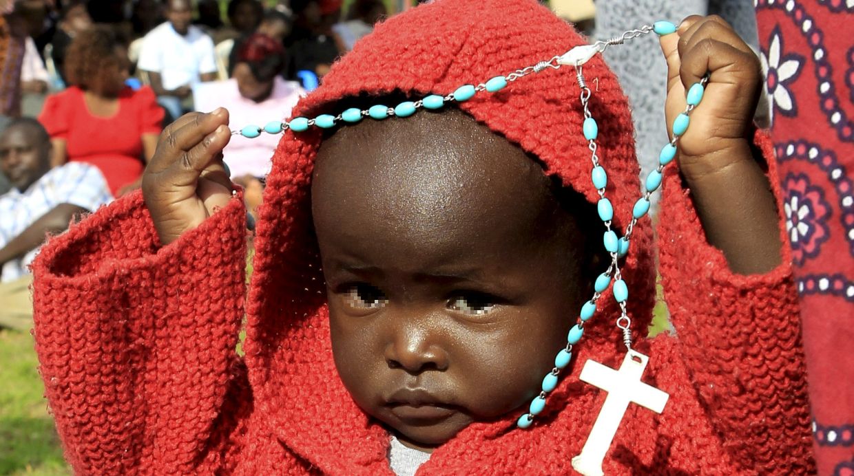El Papa va al África en un viaje calificado de alto riesgo