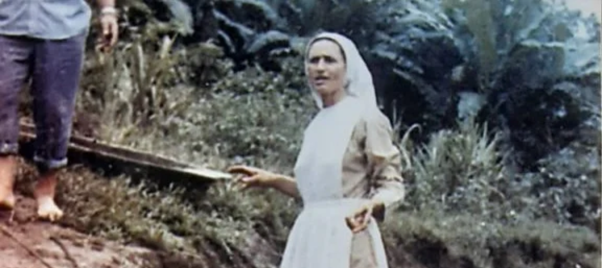 María